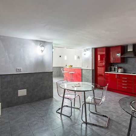 Suite Apartments Angioini Наполи Екстериор снимка