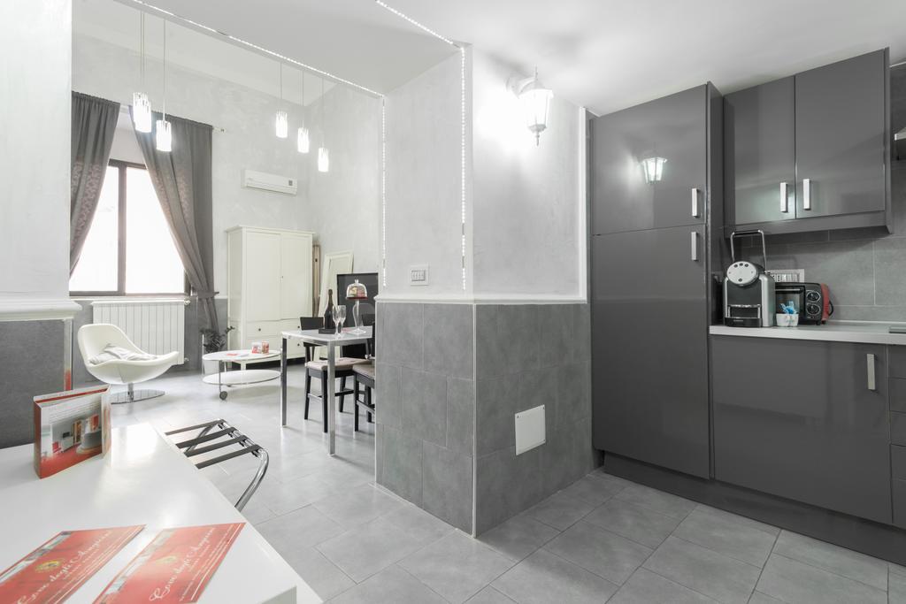 Suite Apartments Angioini Наполи Екстериор снимка