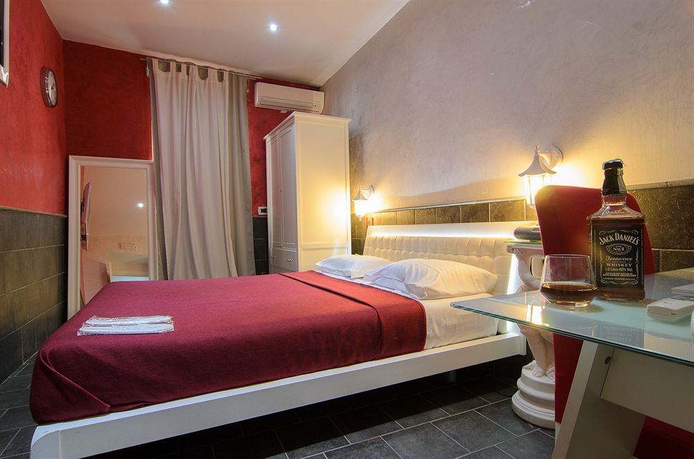 Suite Apartments Angioini Наполи Екстериор снимка