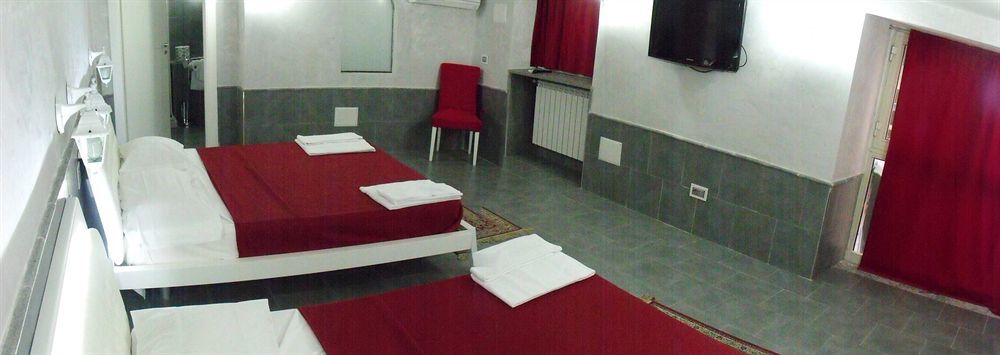 Suite Apartments Angioini Наполи Екстериор снимка