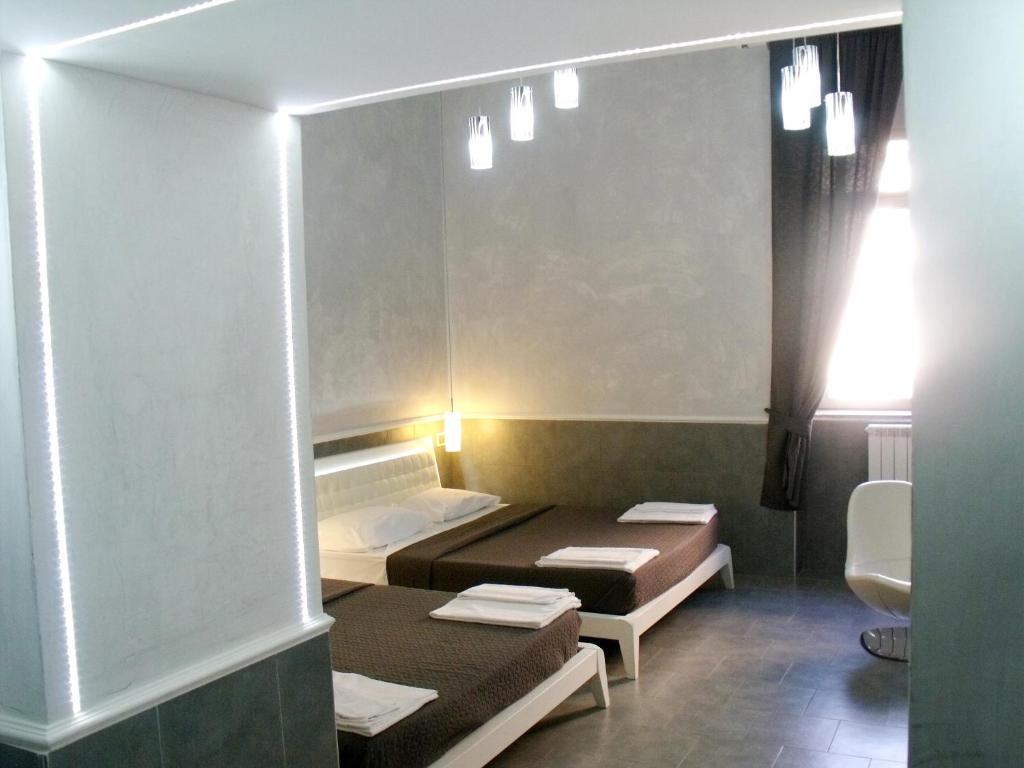 Suite Apartments Angioini Наполи Стая снимка