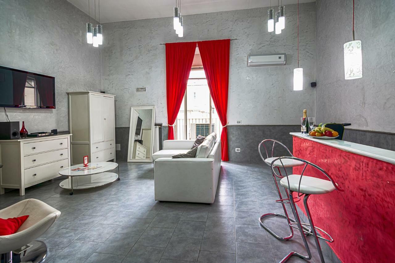 Suite Apartments Angioini Наполи Екстериор снимка