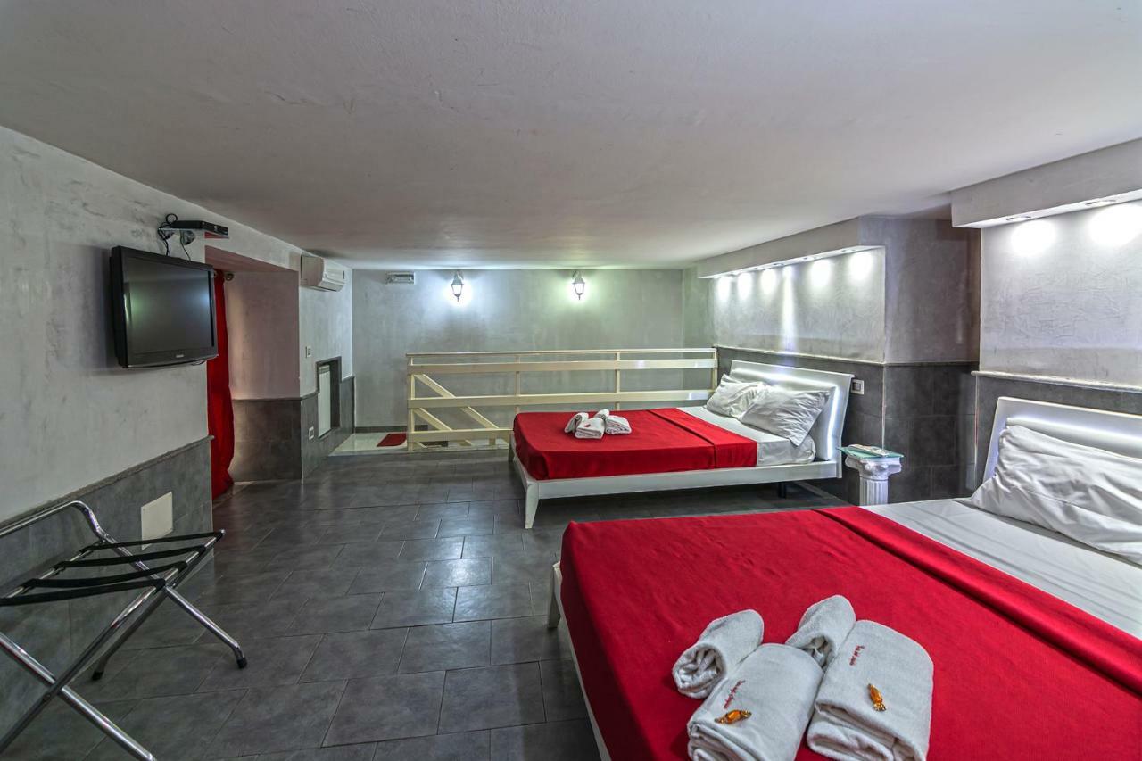 Suite Apartments Angioini Наполи Екстериор снимка